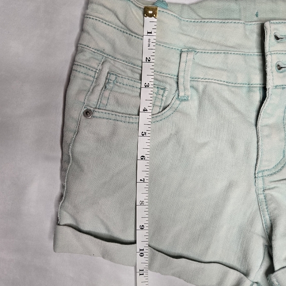 Vintage Cherokee Light Wash Denim Shorts XL – Soft Denim, Adjustable Waist - Picture 6 of 6